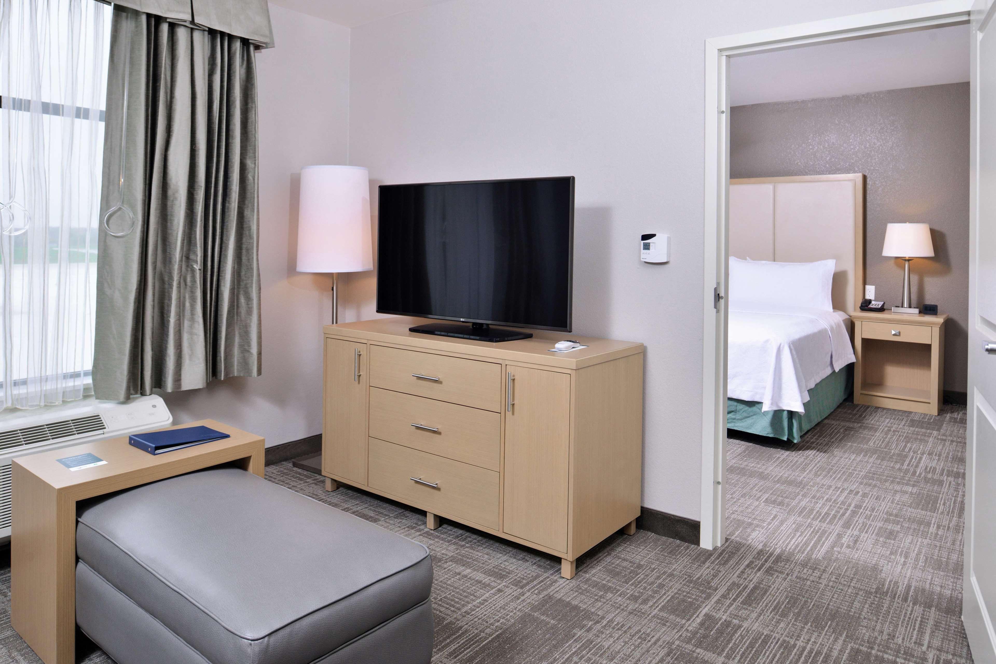Homewood Suites Des Moines Airport Eksteriør billede